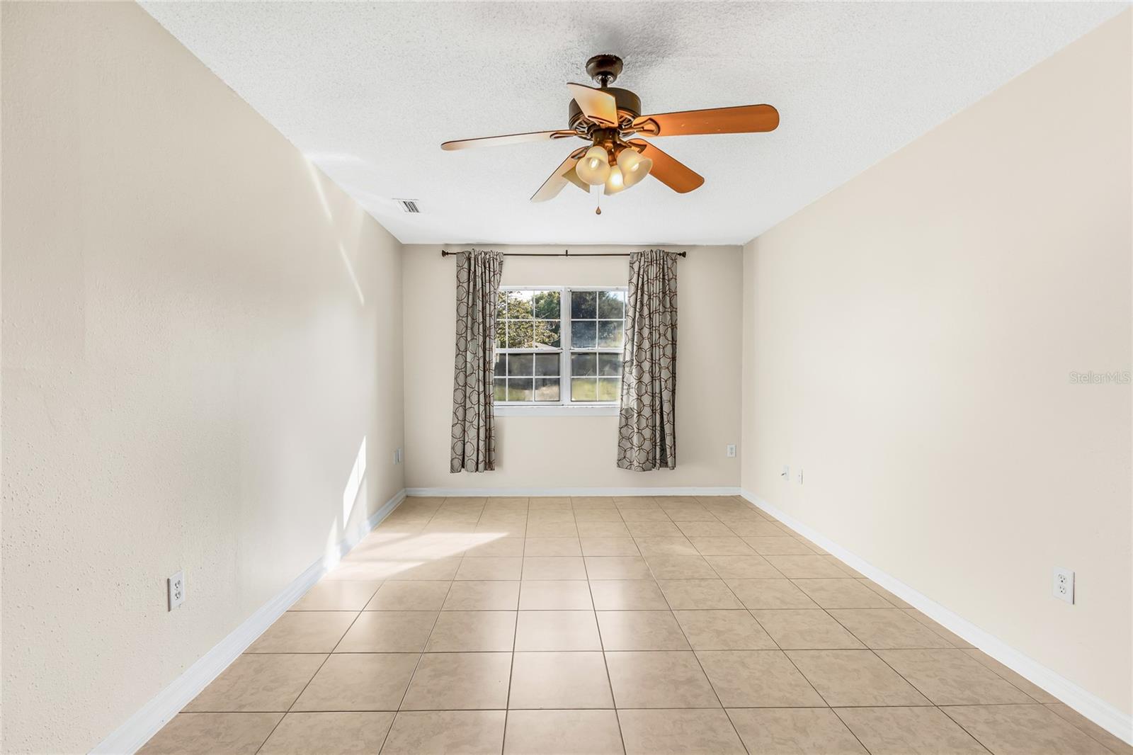 2707 LAKEWOOD LN, EUSTIS, FL, 32726