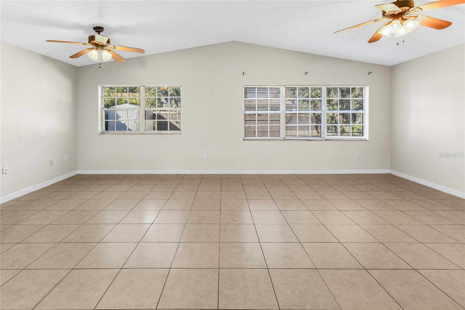 2707 LAKEWOOD LN, EUSTIS, FL, 32726