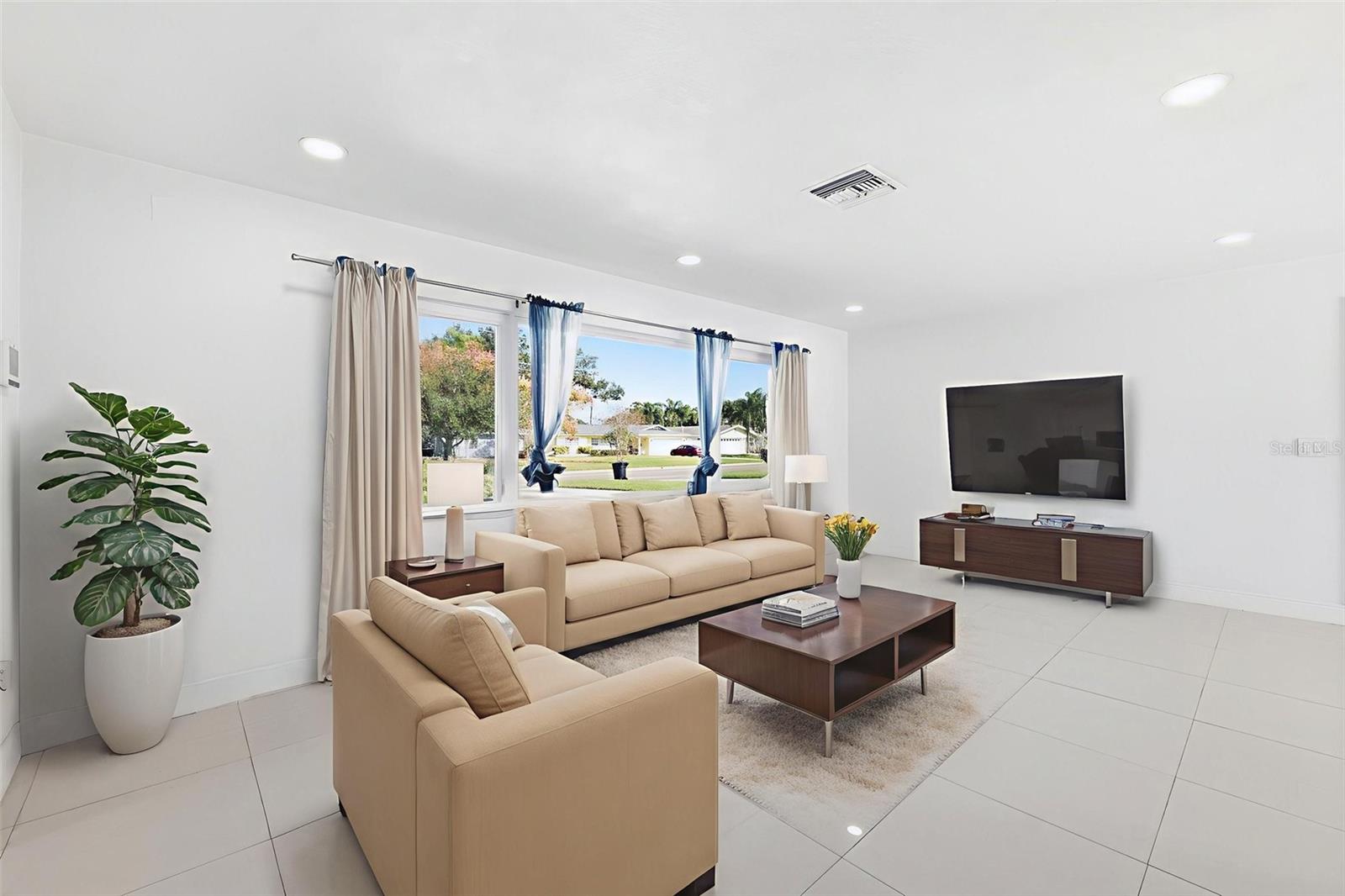 6488 30TH AVE N, ST PETERSBURG, FL, 33710