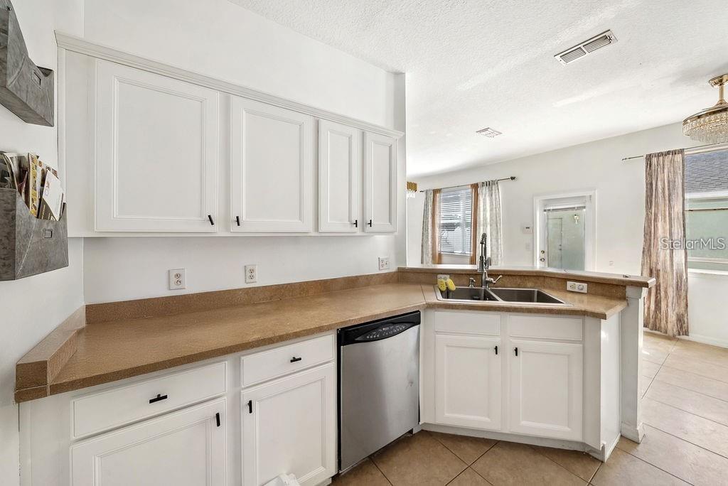 4521 CAPITAL BLVD, ST CLOUD, FL, 34769