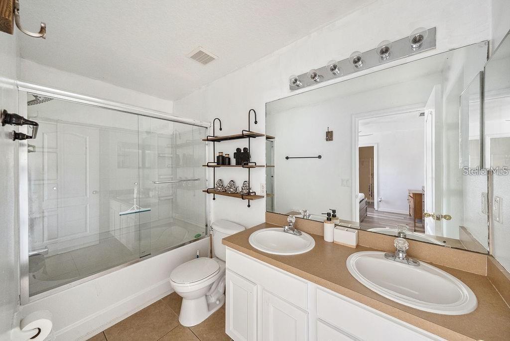 4521 CAPITAL BLVD, ST CLOUD, FL, 34769