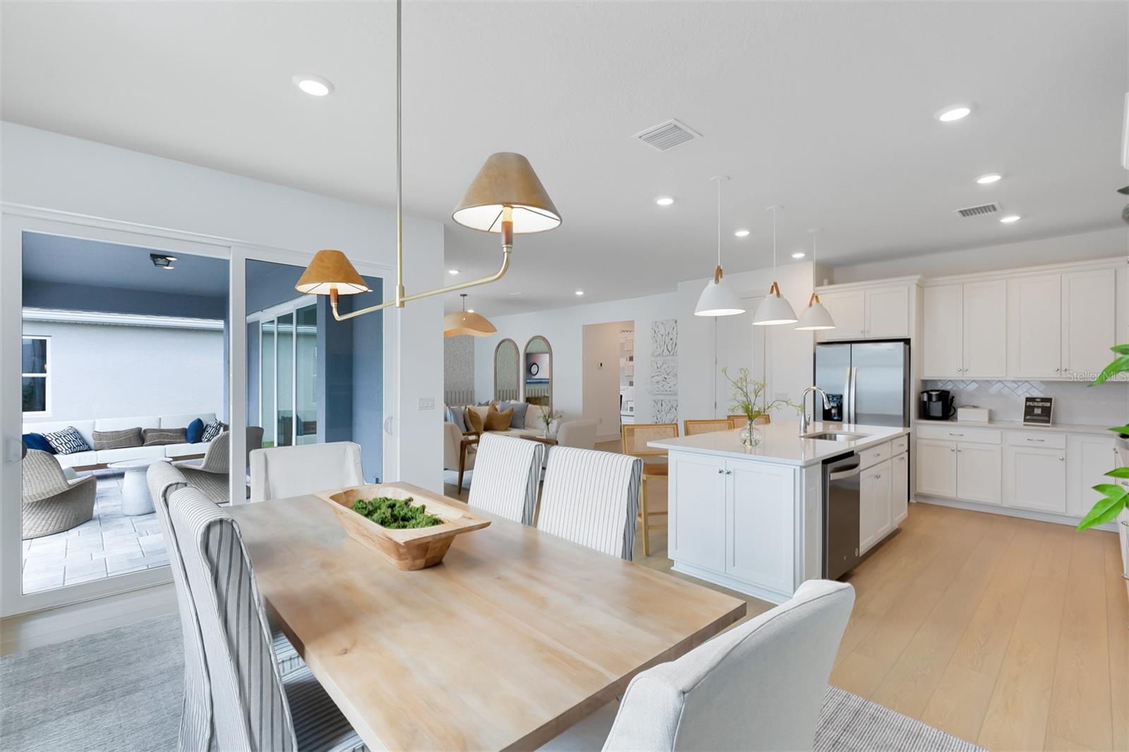 2105 MOSSY VINE AVE, ST CLOUD, FL, 34771