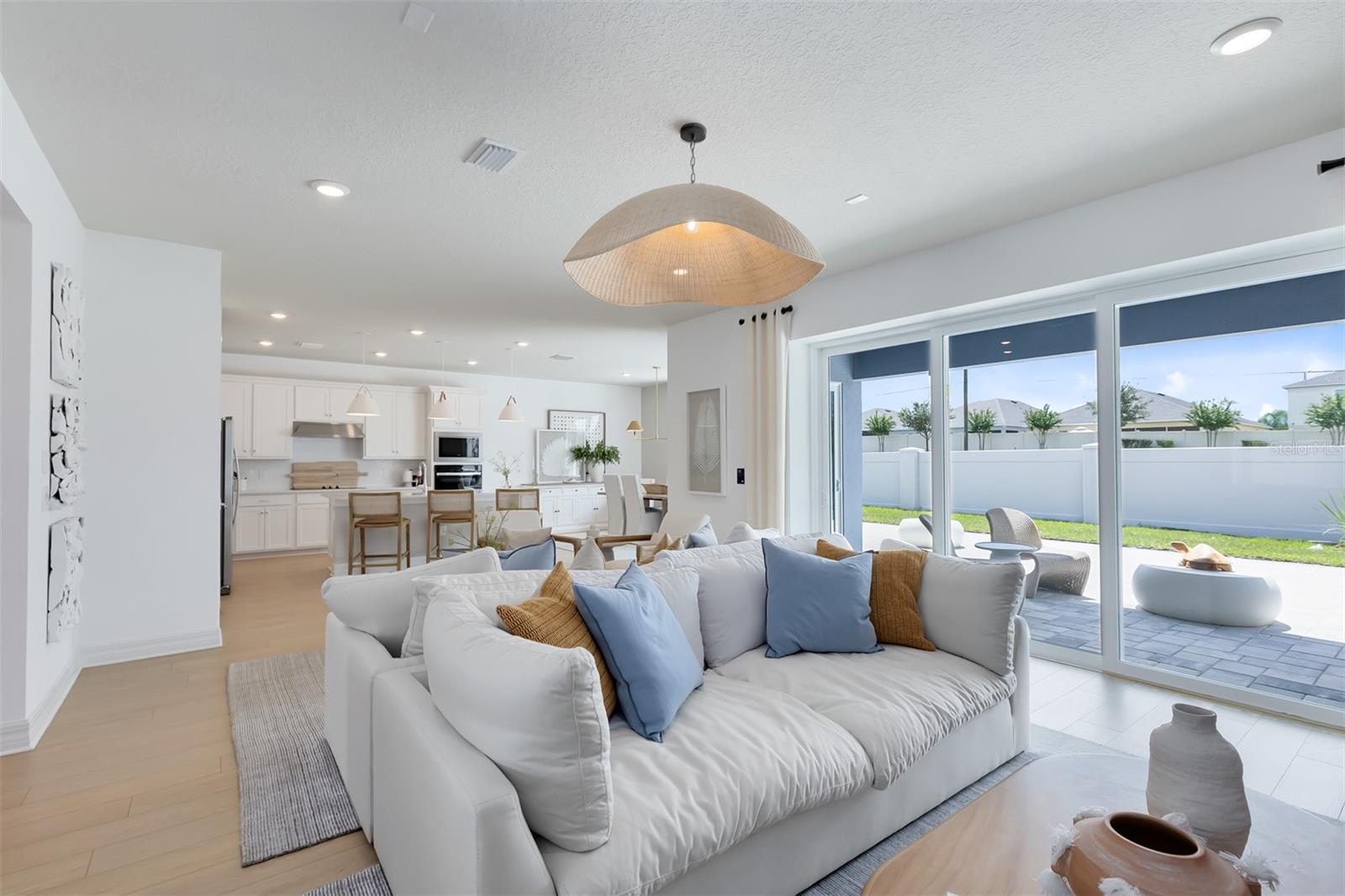 2105 MOSSY VINE AVE, ST CLOUD, FL, 34771