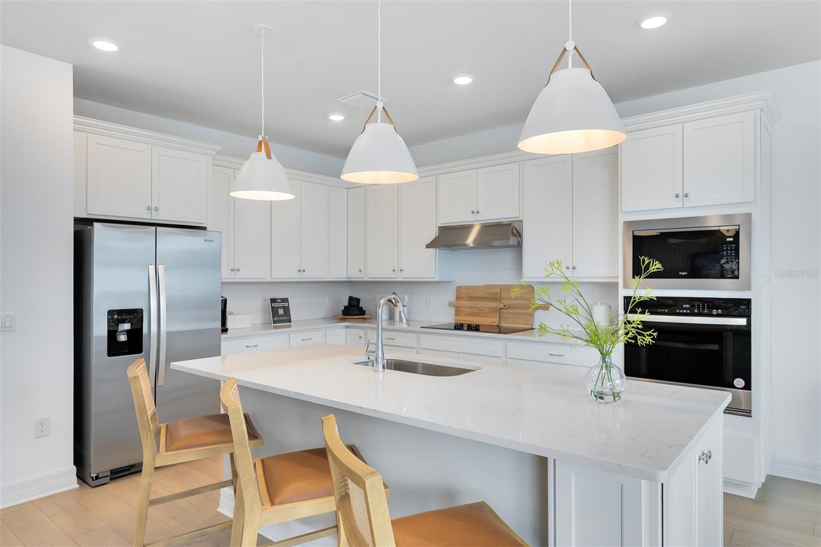 2105 MOSSY VINE AVE, ST CLOUD, FL, 34771