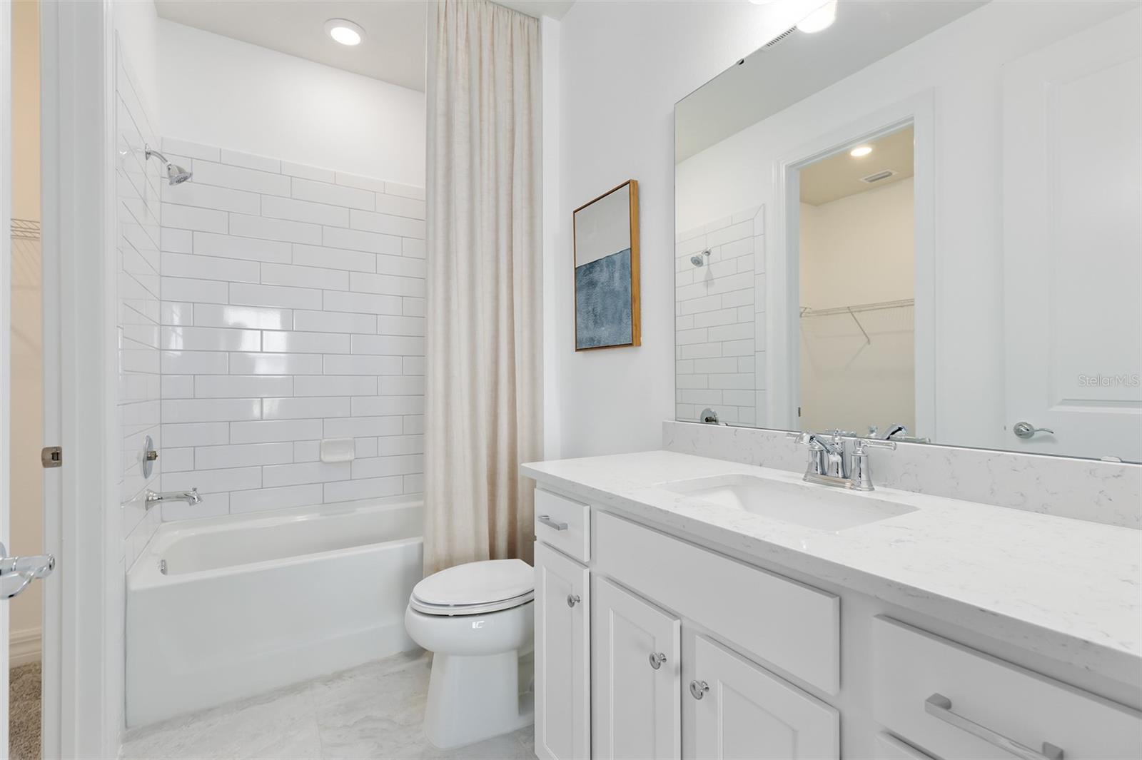 2105 MOSSY VINE AVE, ST CLOUD, FL, 34771