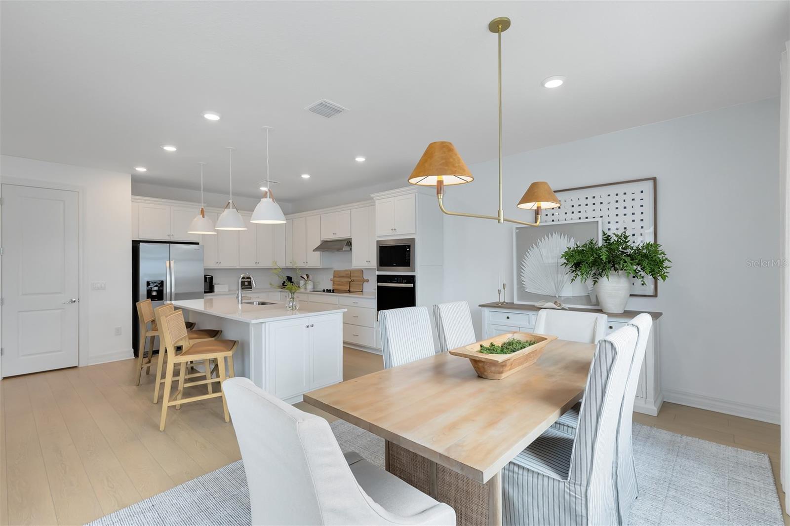 2105 MOSSY VINE AVE, ST CLOUD, FL, 34771