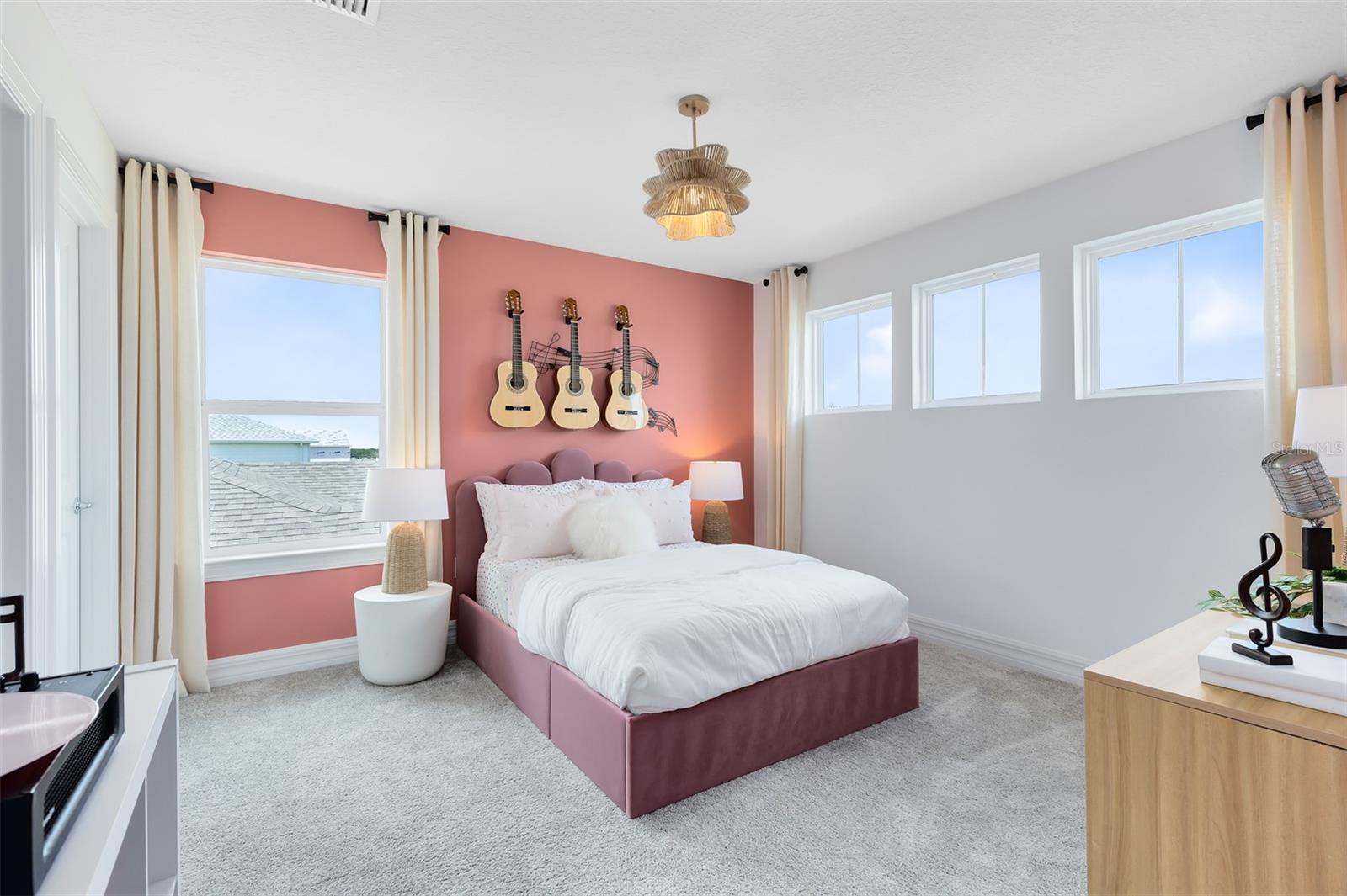 2105 MOSSY VINE AVE, ST CLOUD, FL, 34771