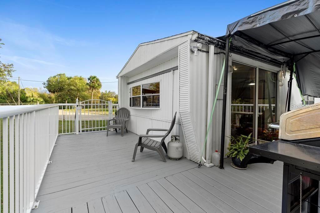 207 ROBINHOOD DR, DELAND, FL, 32724