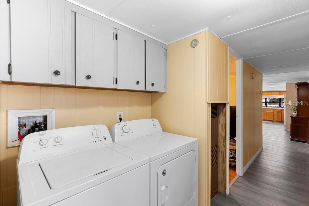 207 ROBINHOOD DR, DELAND, FL, 32724