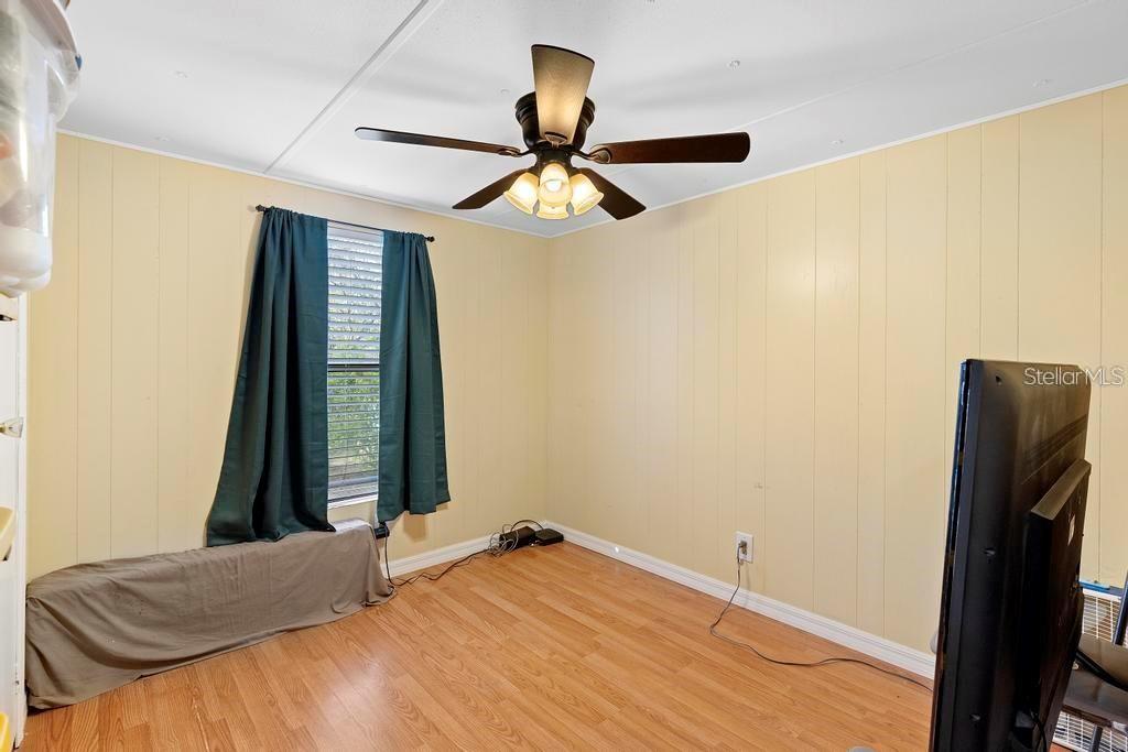 207 ROBINHOOD DR, DELAND, FL, 32724