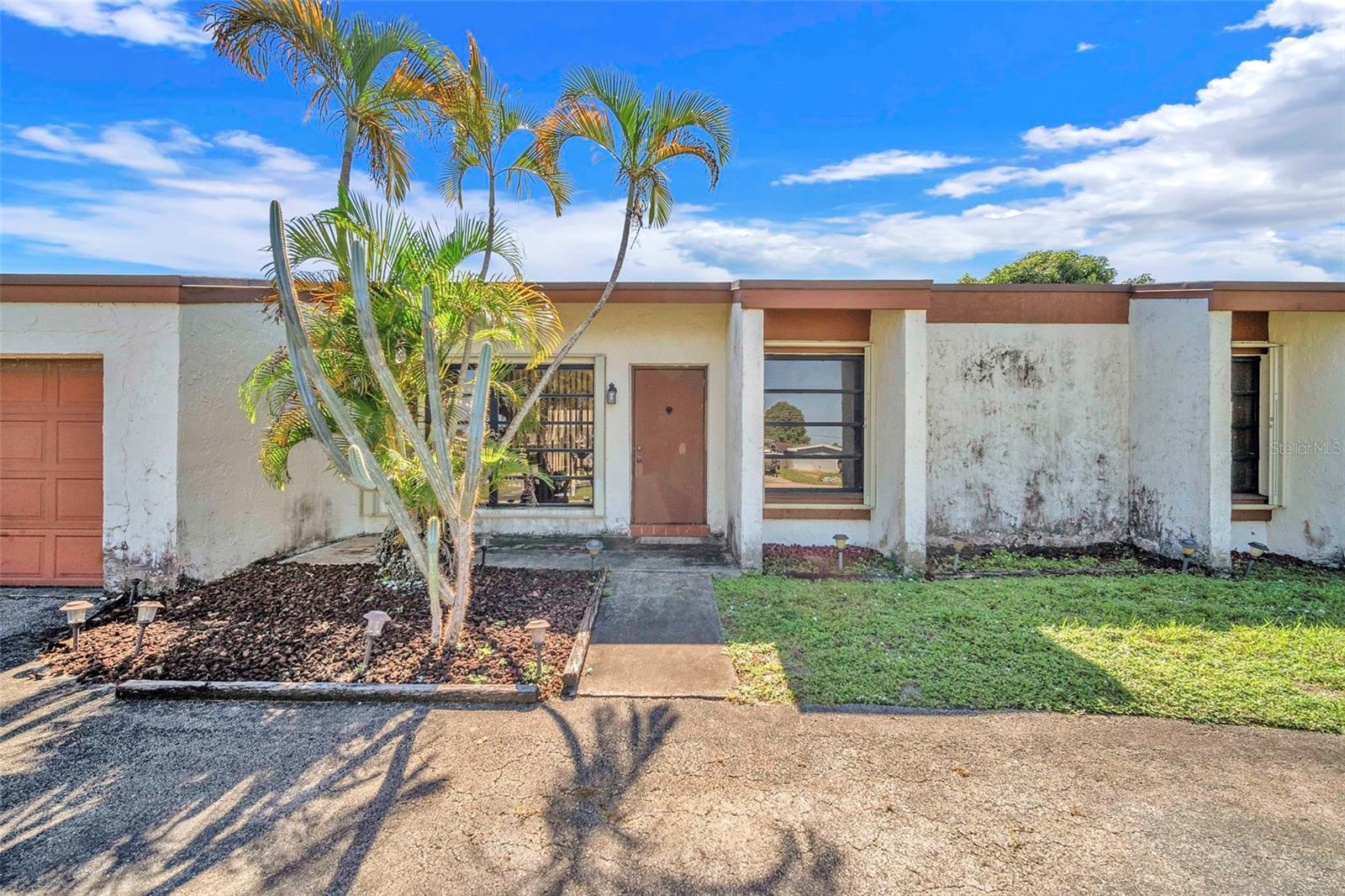 8510 JOHNSON ST, PEMBROKE PINES, FL, 33024