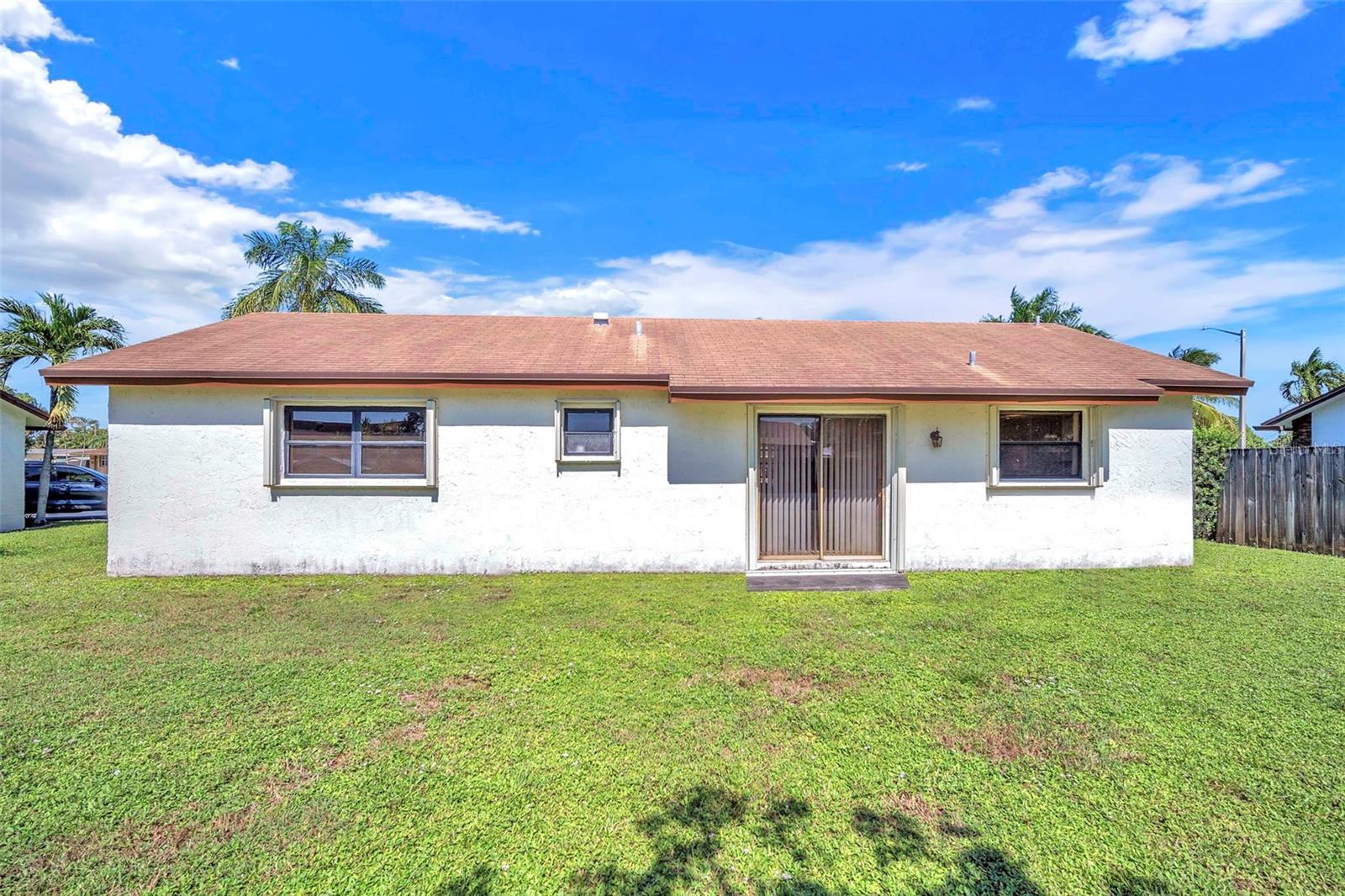 8510 JOHNSON ST, PEMBROKE PINES, FL, 33024