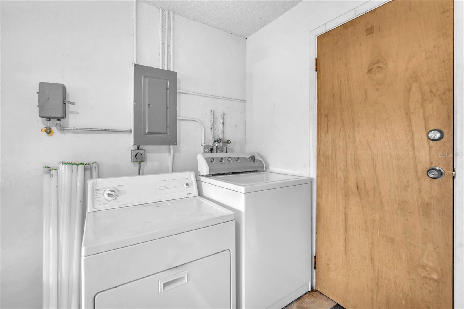 8510 JOHNSON ST, PEMBROKE PINES, FL, 33024