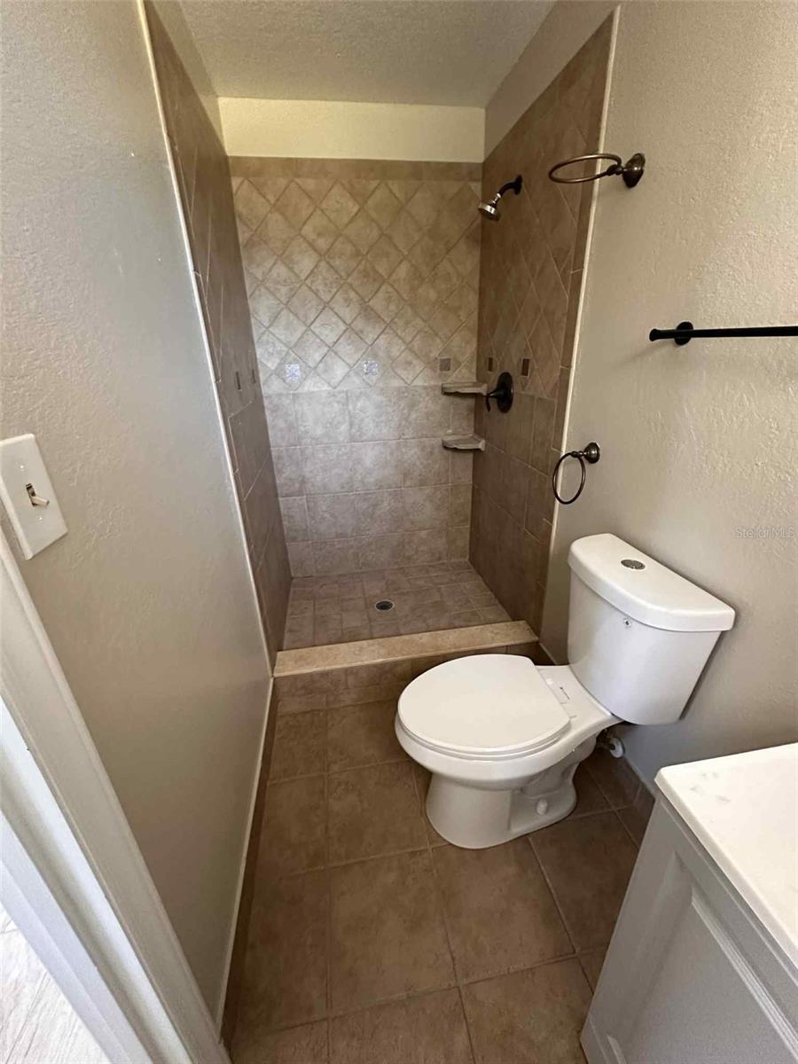 2124 COUNTRY LOOP S, LAKELAND, FL, 33811