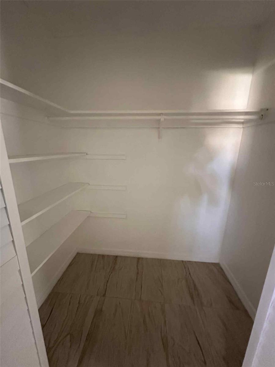 2124 COUNTRY LOOP S, LAKELAND, FL, 33811