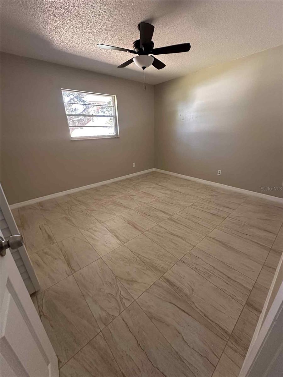 2124 COUNTRY LOOP S, LAKELAND, FL, 33811