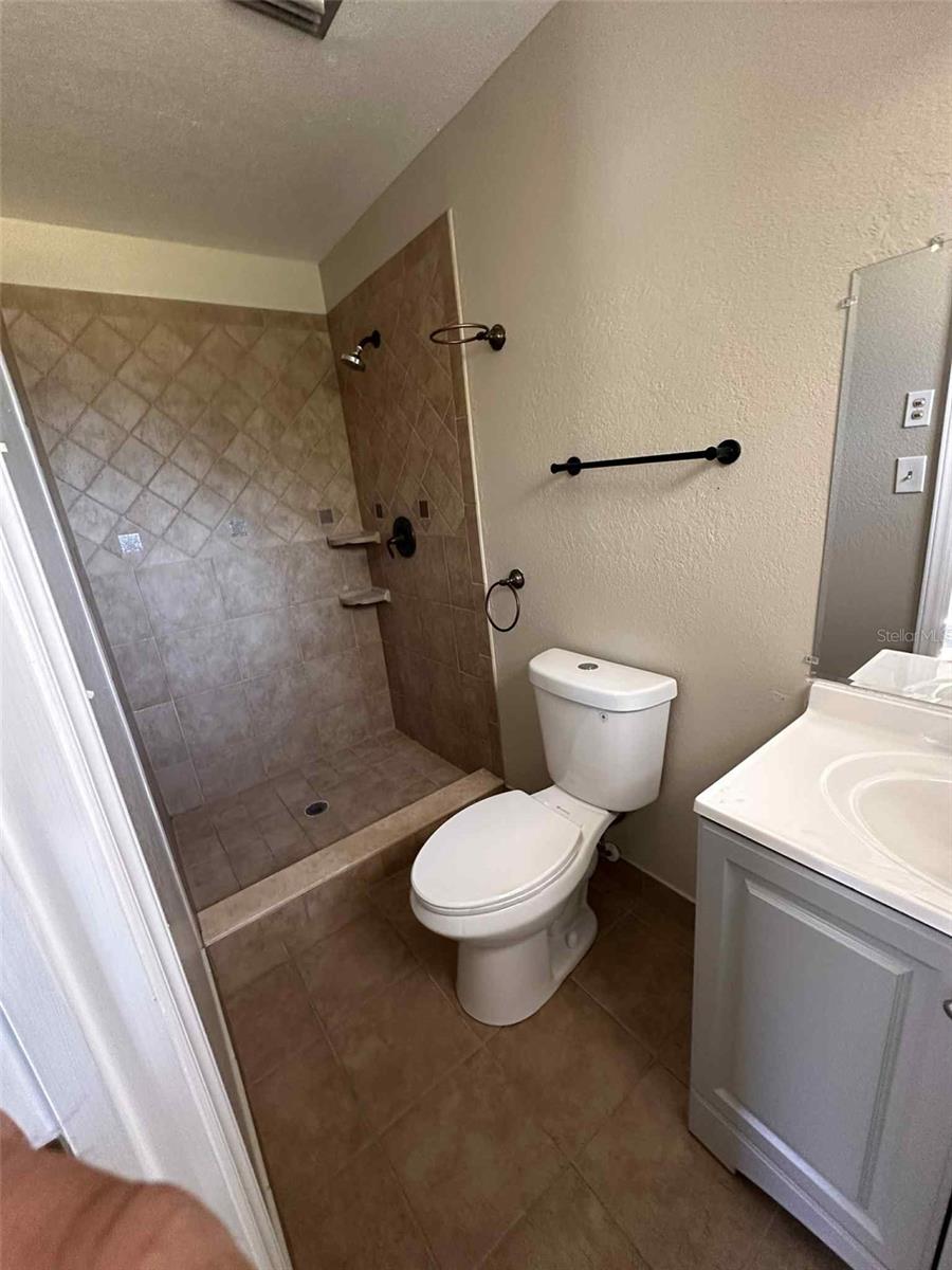 2124 COUNTRY LOOP S, LAKELAND, FL, 33811