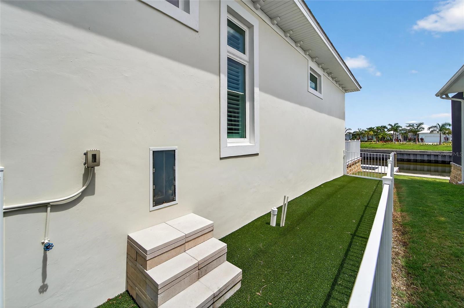 5713 TYBEE ISLAND DR, APOLLO BEACH, FL, 33572