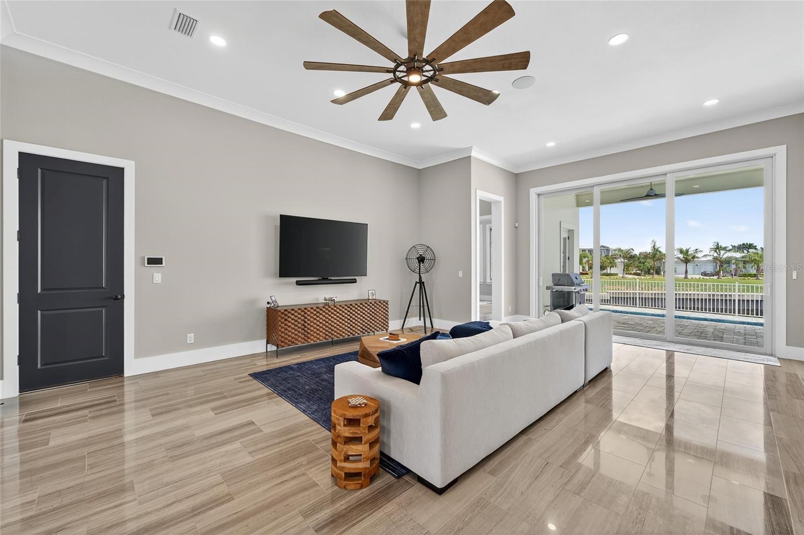 5713 TYBEE ISLAND DR, APOLLO BEACH, FL, 33572