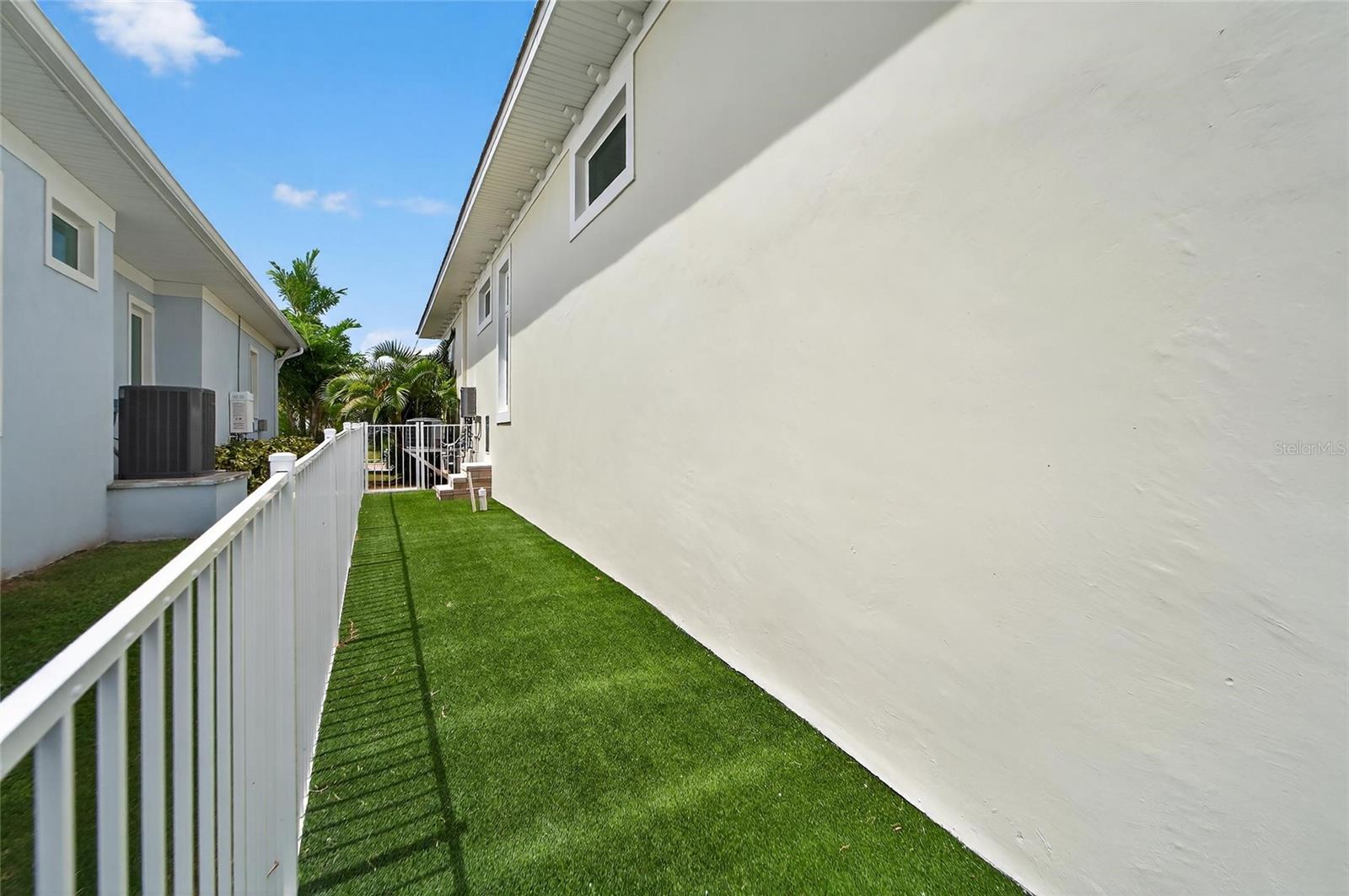 5713 TYBEE ISLAND DR, APOLLO BEACH, FL, 33572