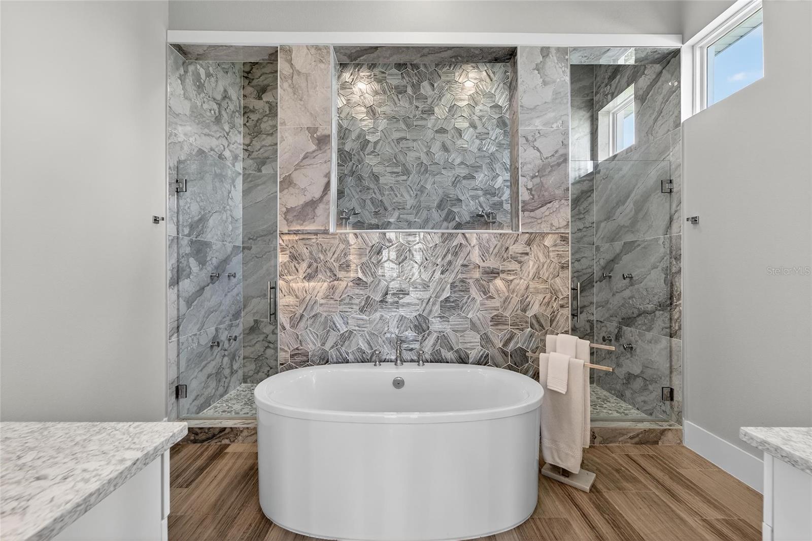 5713 TYBEE ISLAND DR, APOLLO BEACH, FL, 33572