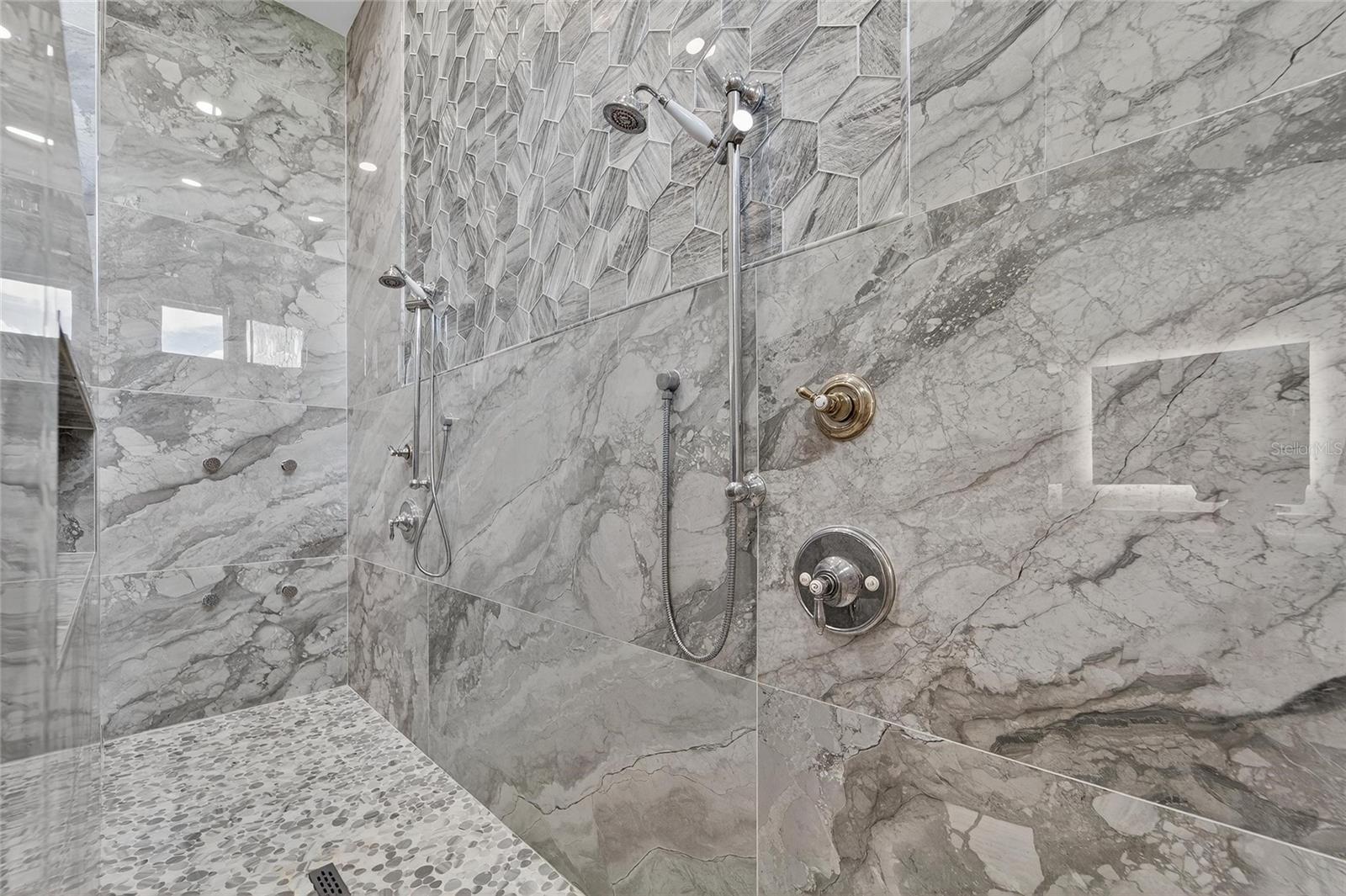 5713 TYBEE ISLAND DR, APOLLO BEACH, FL, 33572