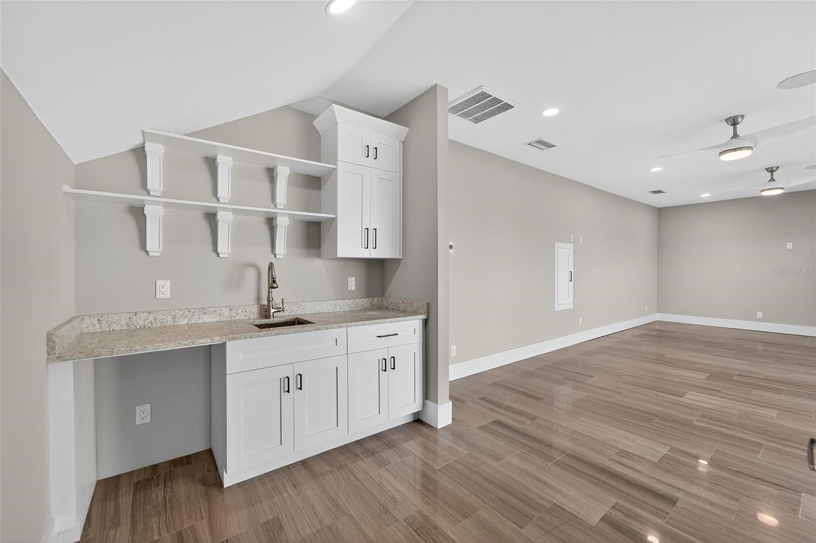 5713 TYBEE ISLAND DR, APOLLO BEACH, FL, 33572