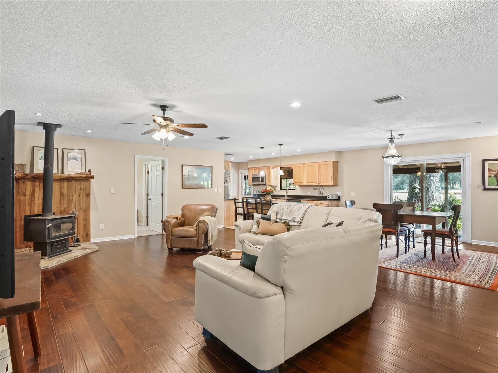 4551 NE 160TH AVE, WILLISTON, FL, 32696