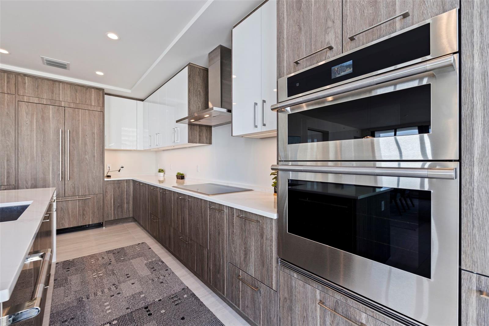 TB8449903 Property Photo