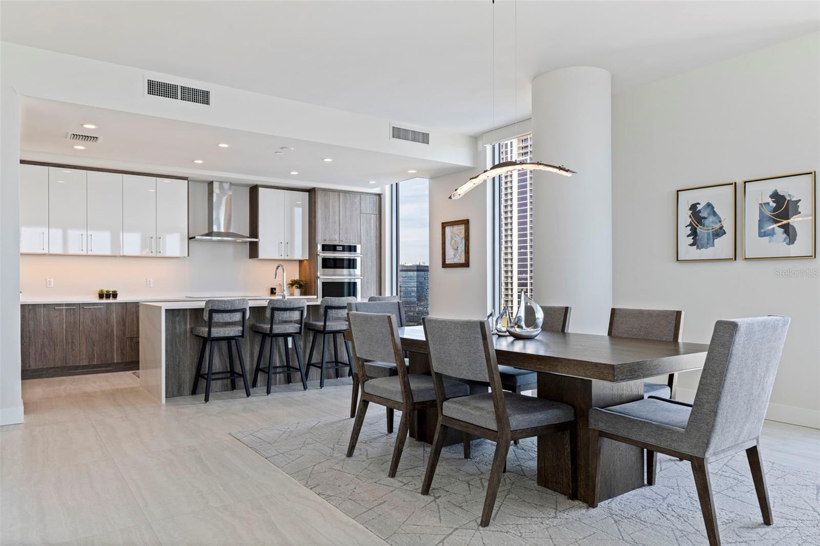 TB8449903 Property Photo