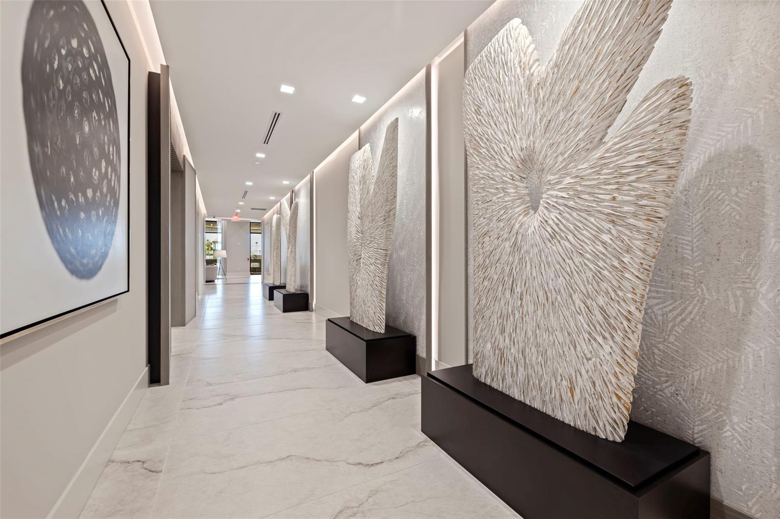 TB8449903 Property Photo