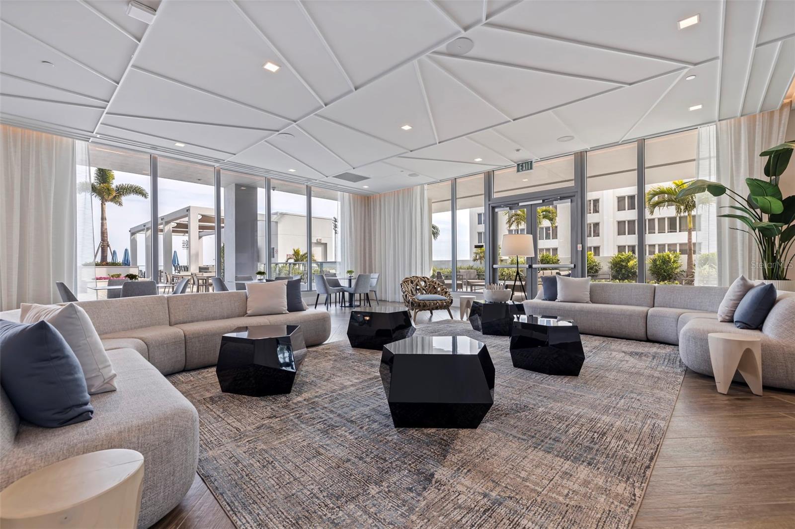 TB8449903 Property Photo