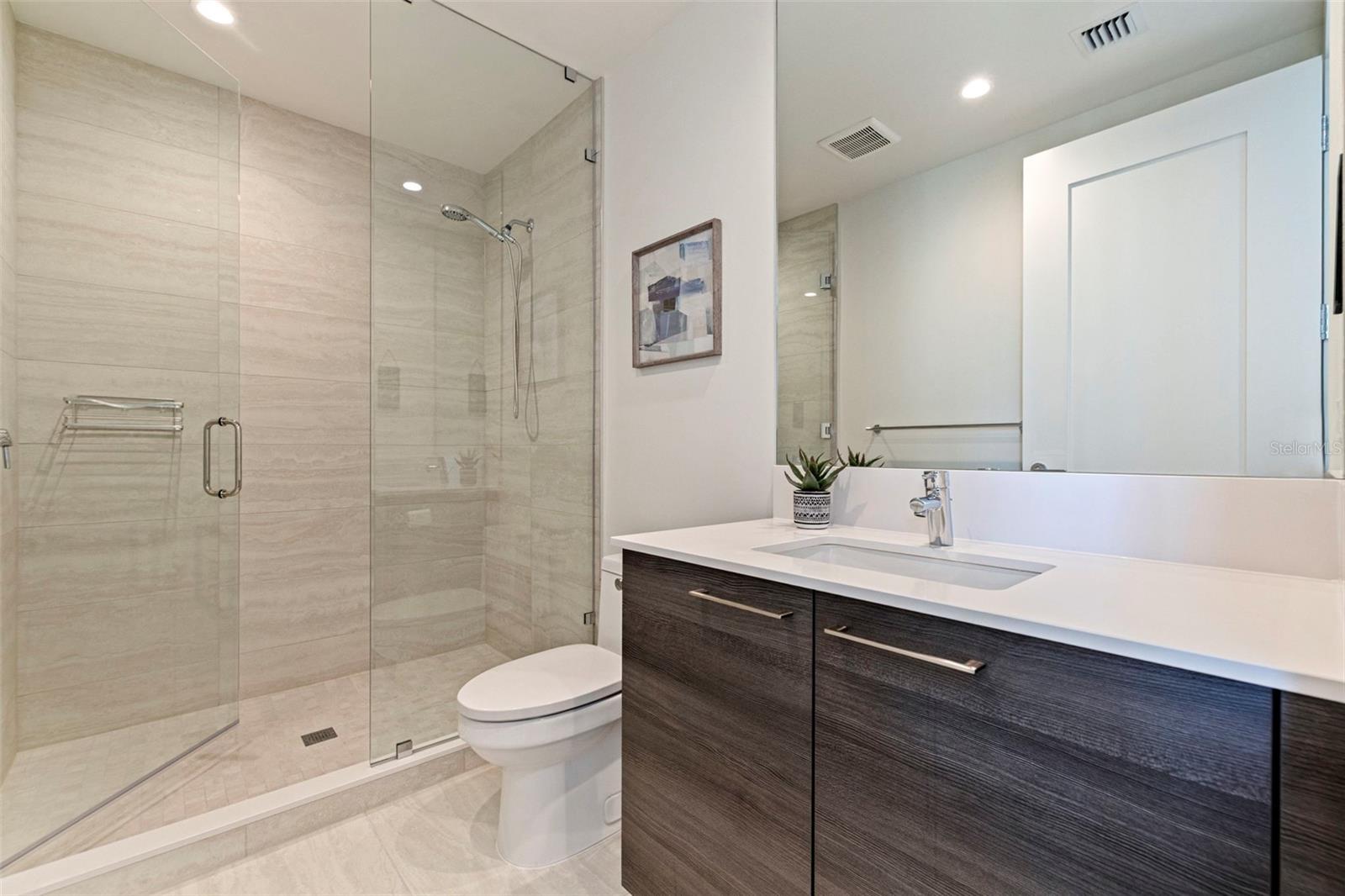 TB8449903 Property Photo