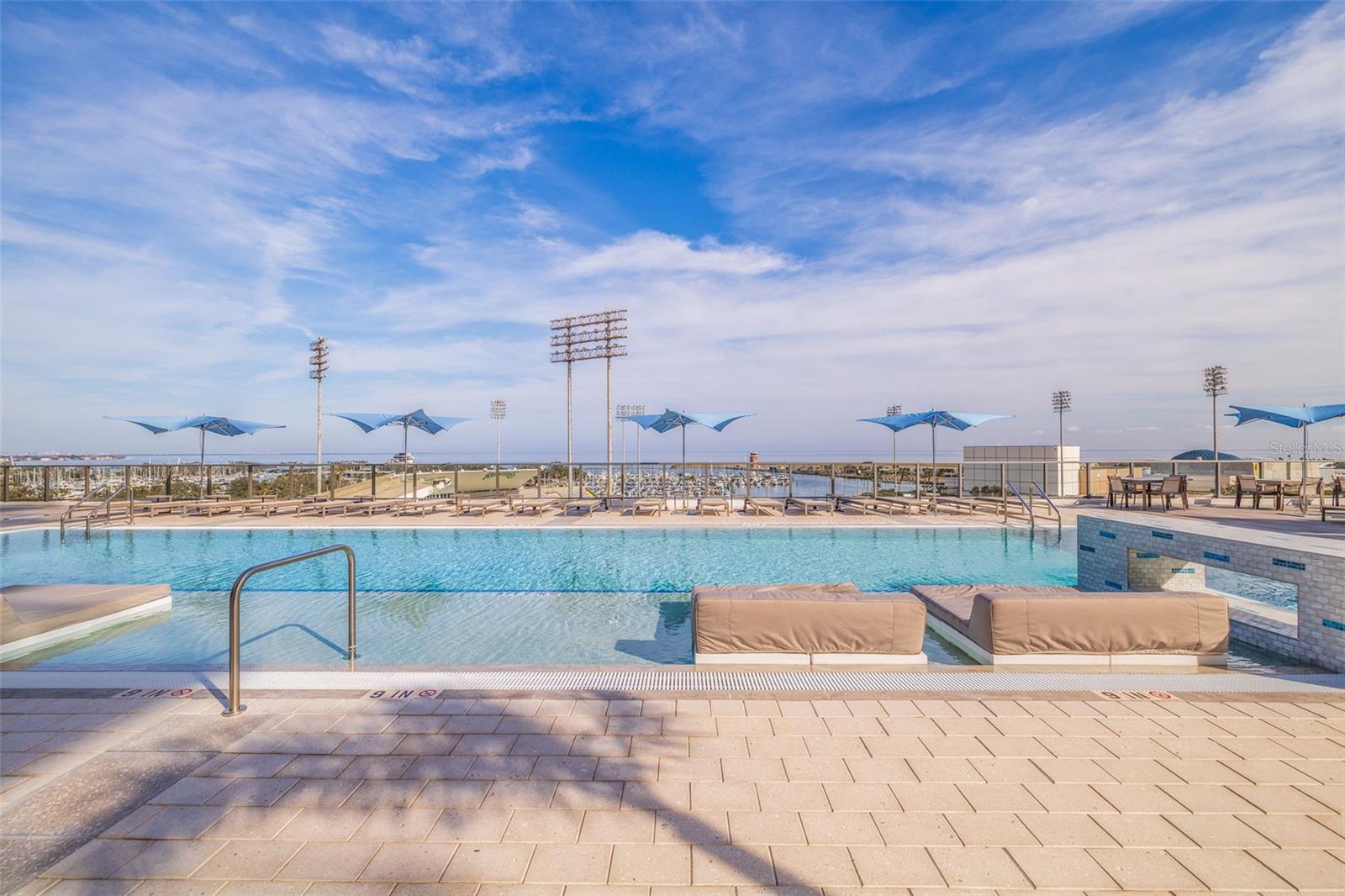 TB8449903 Property Photo