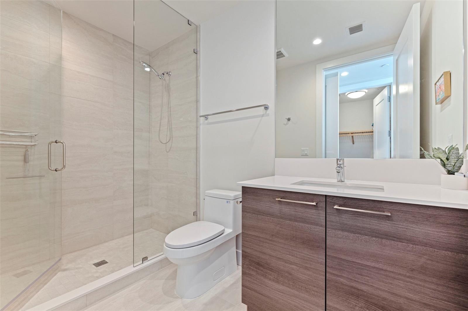 TB8449903 Property Photo