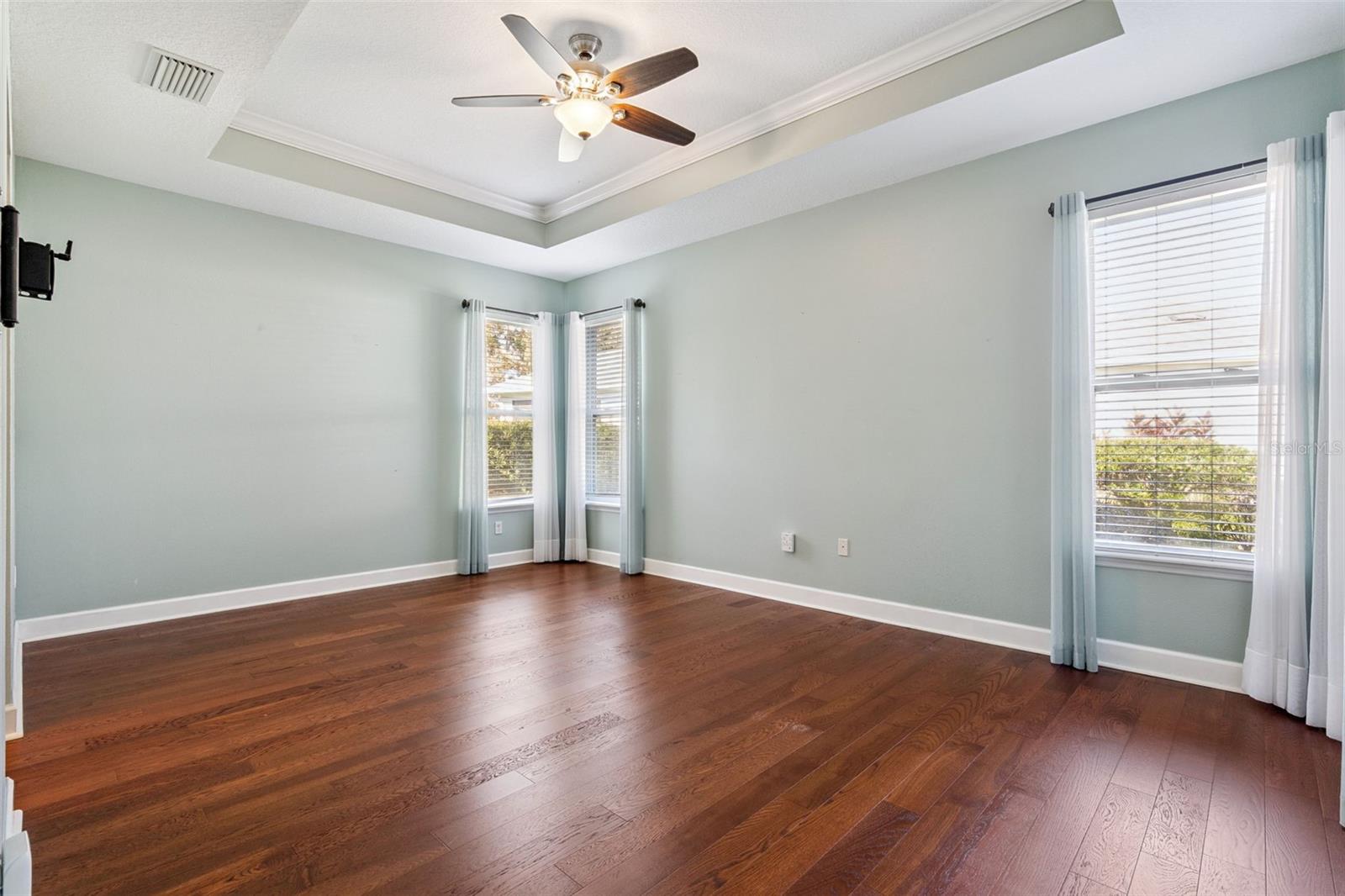 1631 VICTORIA GARDENS DR, DELAND, FL, 32724