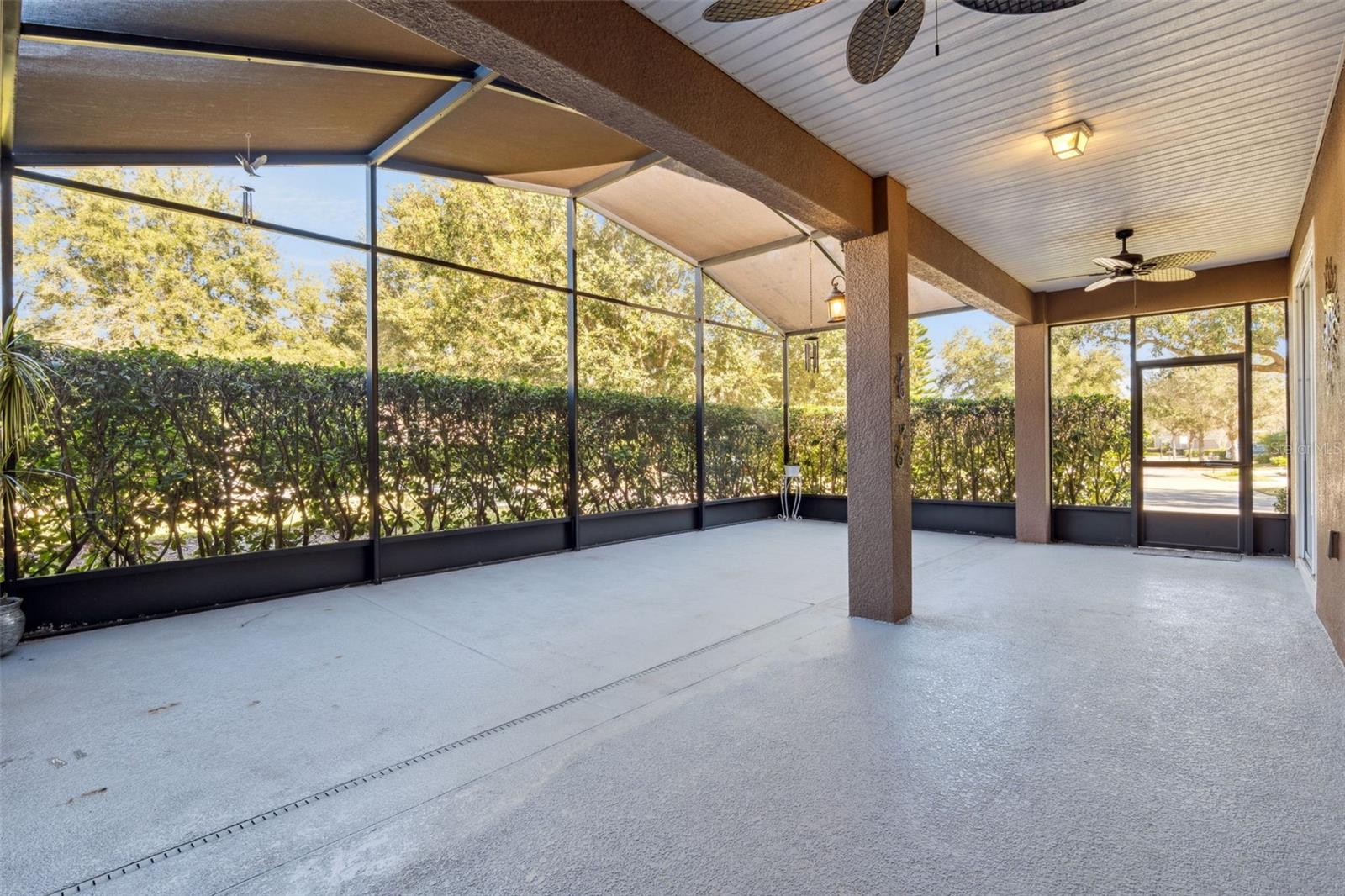 1631 VICTORIA GARDENS DR, DELAND, FL, 32724