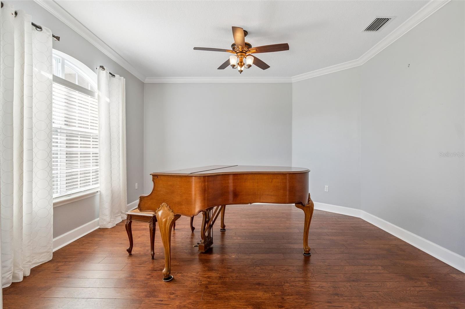 1631 VICTORIA GARDENS DR, DELAND, FL, 32724