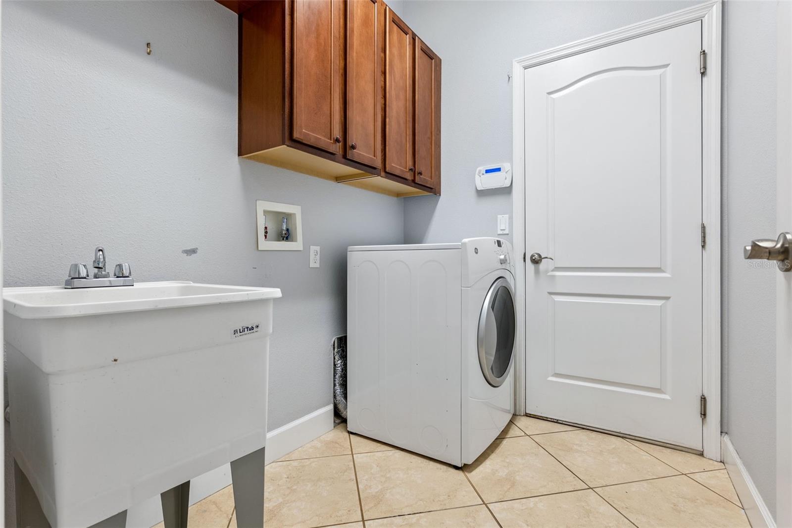 1631 VICTORIA GARDENS DR, DELAND, FL, 32724