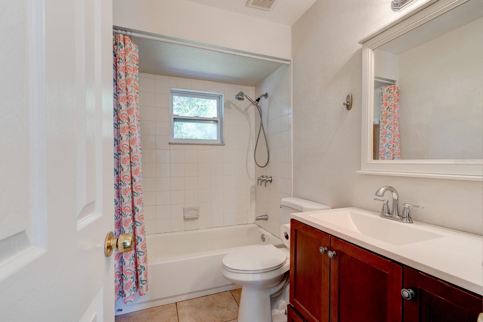 712-714 OAKWOOD AVE, NEW SMYRNA BEACH, FL, 32169