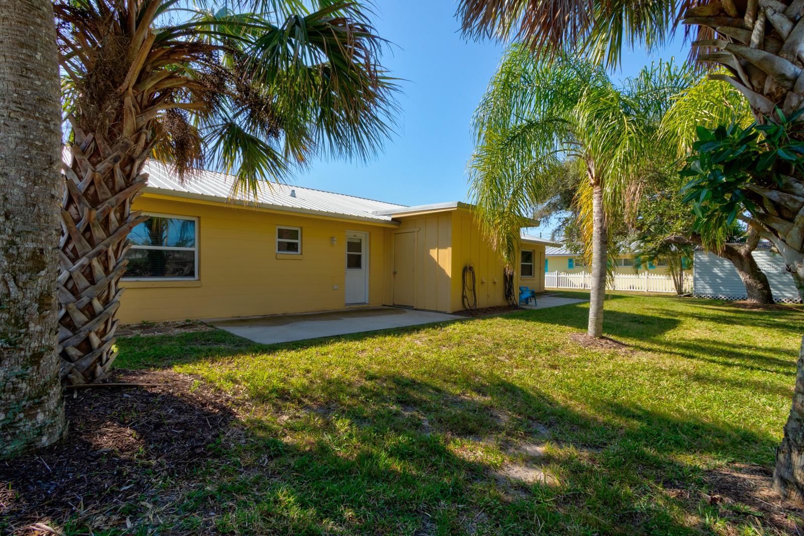 712-714 OAKWOOD AVE, NEW SMYRNA BEACH, FL, 32169