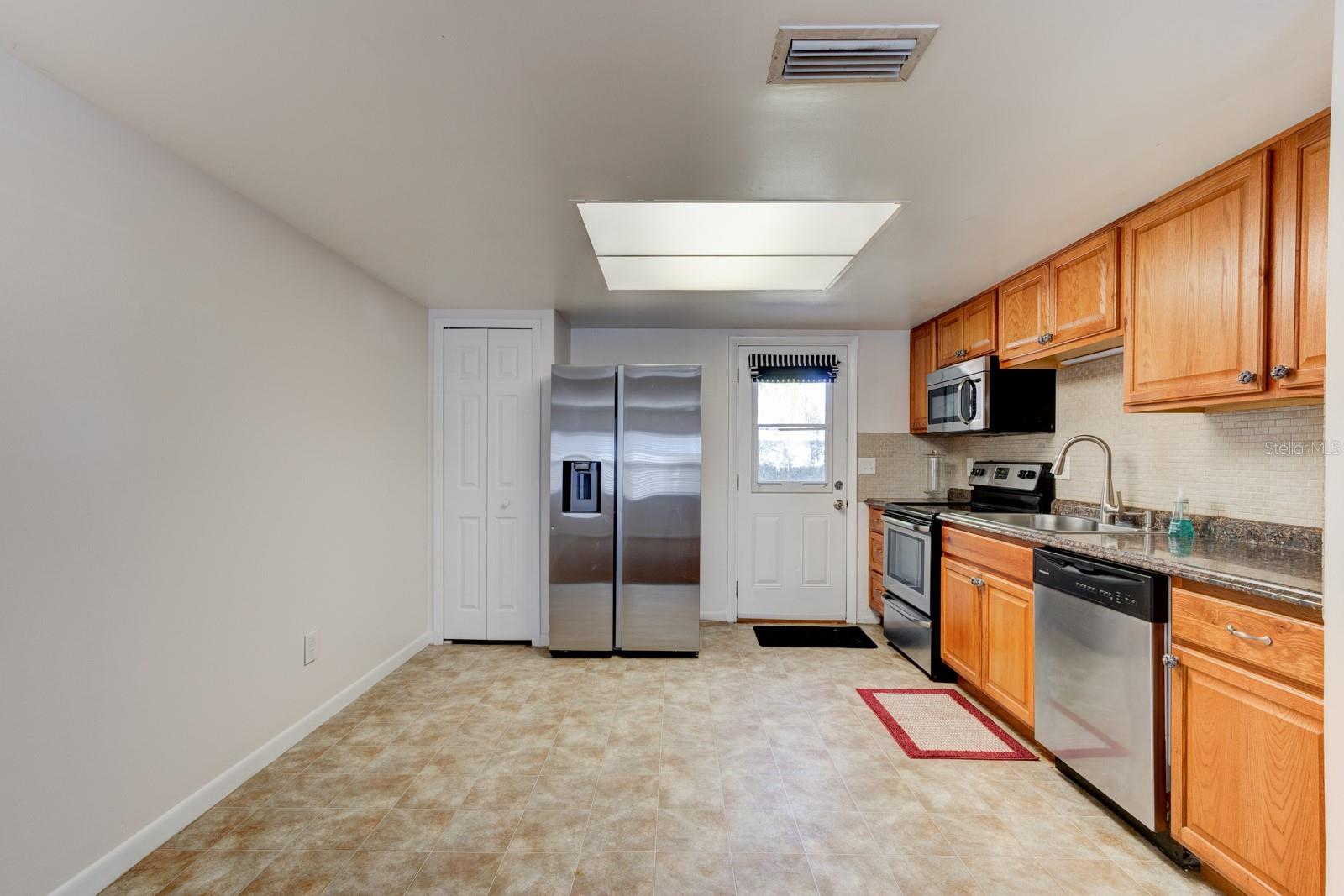 712-714 OAKWOOD AVE, NEW SMYRNA BEACH, FL, 32169