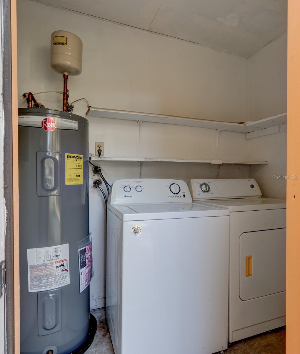 712-714 OAKWOOD AVE, NEW SMYRNA BEACH, FL, 32169