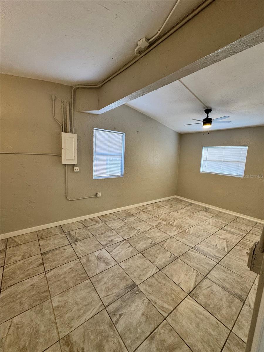 820 BERKSHIRE RD, DAYTONA BEACH, FL, 32117