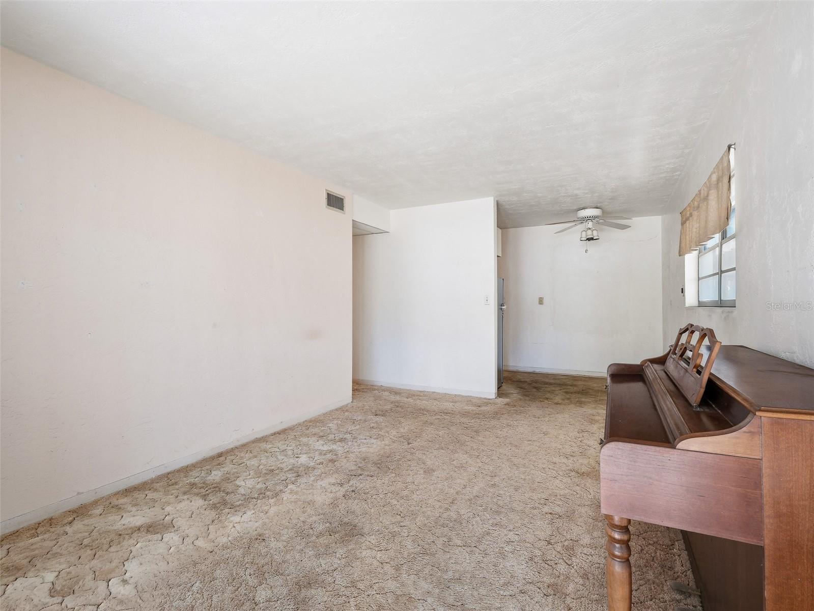 813 E 8TH AVE, NEW SMYRNA BEACH, FL, 32169