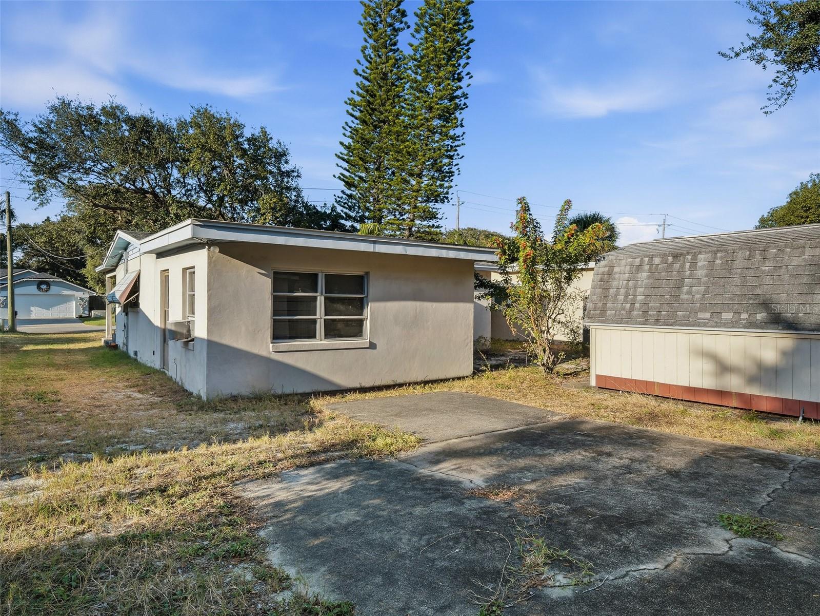 813 E 8TH AVE, NEW SMYRNA BEACH, FL, 32169
