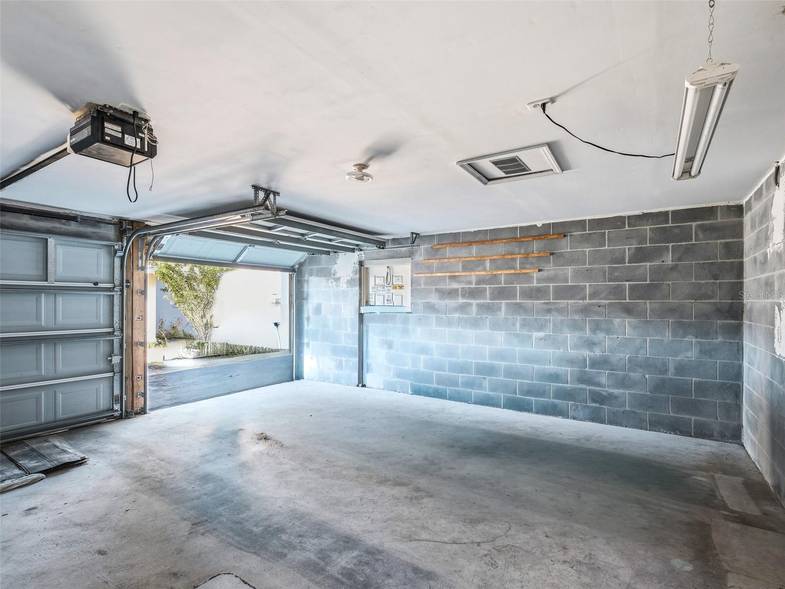 813 E 8TH AVE, NEW SMYRNA BEACH, FL, 32169