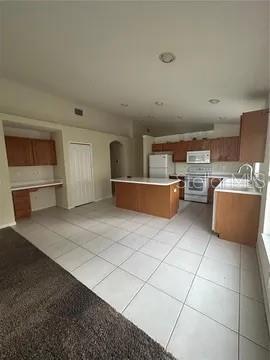 8216 CARRIAGE POINTE DR, GIBSONTON, FL, 33534