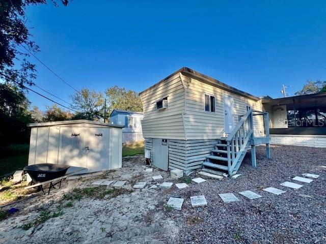 825 OAKWOOD DR, TARPON SPRINGS, FL, 34689