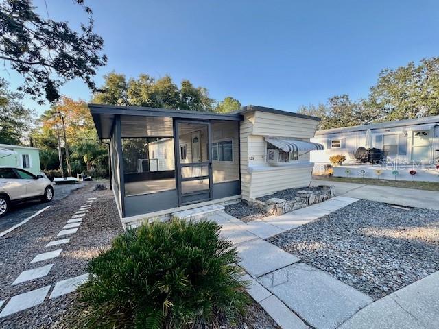 825 OAKWOOD DR, TARPON SPRINGS, FL, 34689